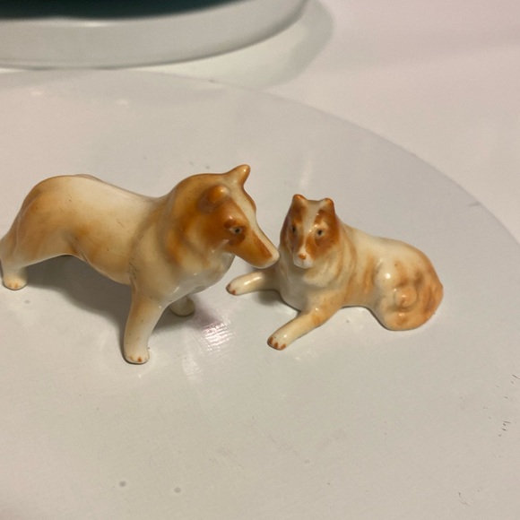 Mid Century Miniature Bone China Collie Dogs - Picture 2 of 3